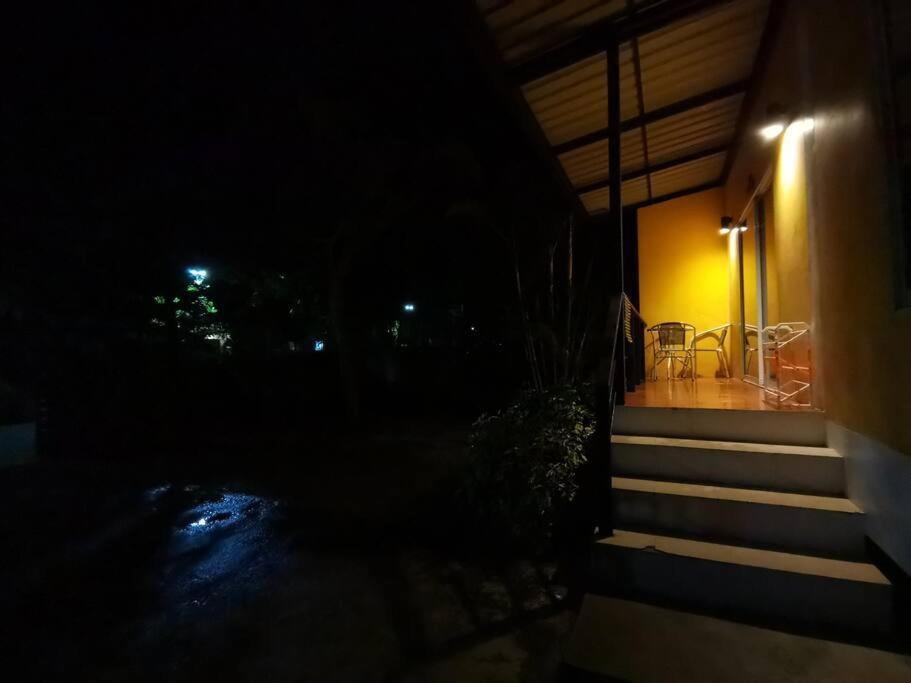 Little Yellow House- Aonang Ao Nang Kültér fotó