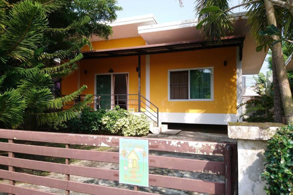 Little Yellow House- Aonang Ao Nang Kültér fotó
