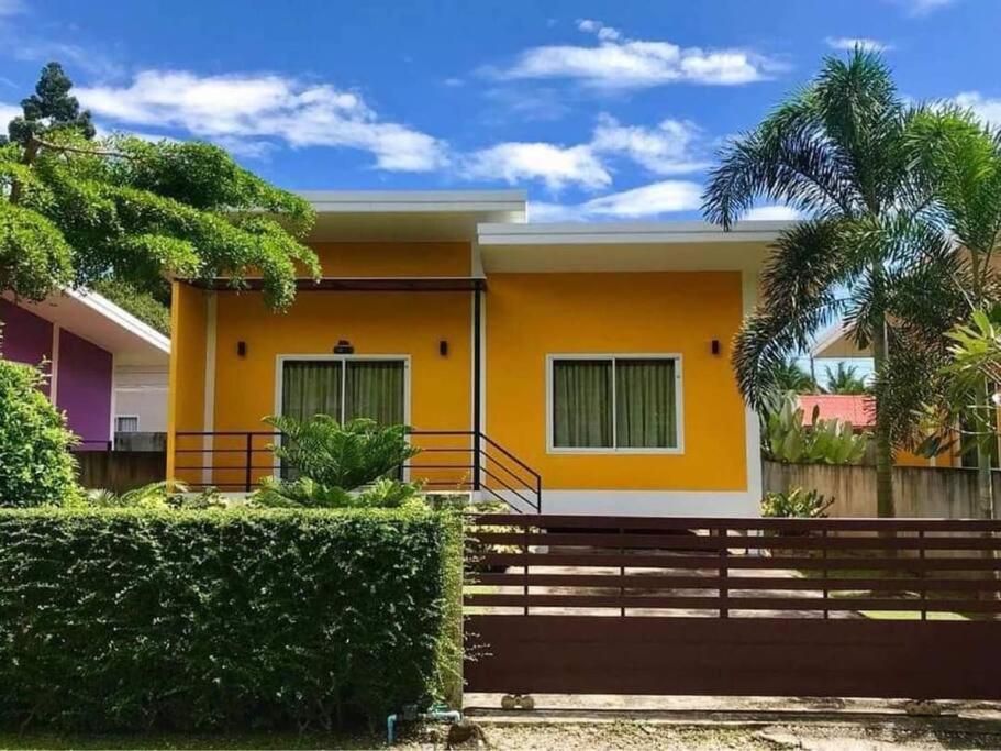 Little Yellow House- Aonang Ao Nang Kültér fotó